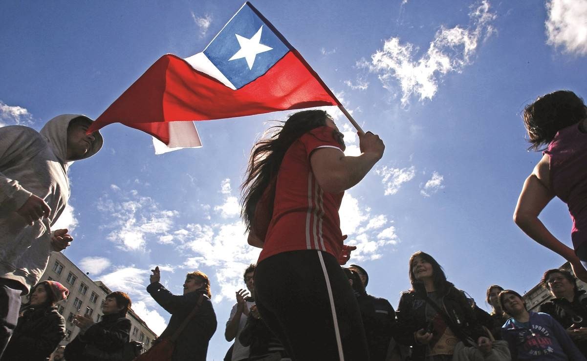 Política y Democracia con justicia social para Chile: Dr. Bernardo Javalquinto