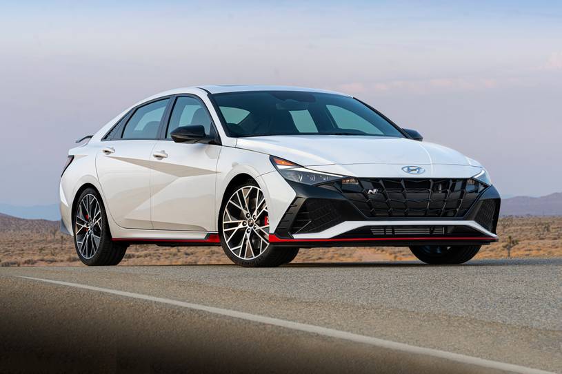 Prueba: Hyundai Elantra del 2022, un sedan divertido y deportivo