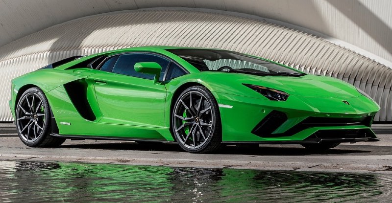 Lamborghini Aventador