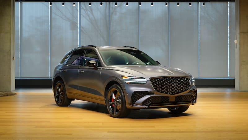 Genesis refuerza el lado más deportivo del Genesis GV70 con el nuevo Prestige Graphite