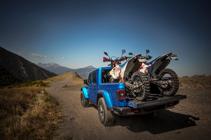 2024 Jeep® Gladiator Mojave X. Gladiator delivers best-in-class 4x4 payload of up to 1,725 pounds.