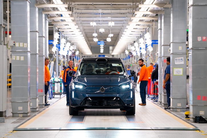 Volvo EX90 2025