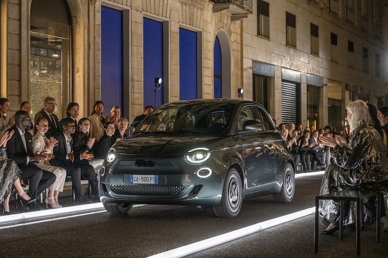 Fiat 500e Giorgio Armani Collector's Edition