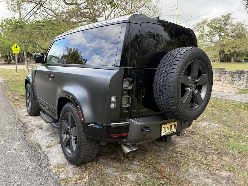 Land Rover Defender 90 Carpathian Edition