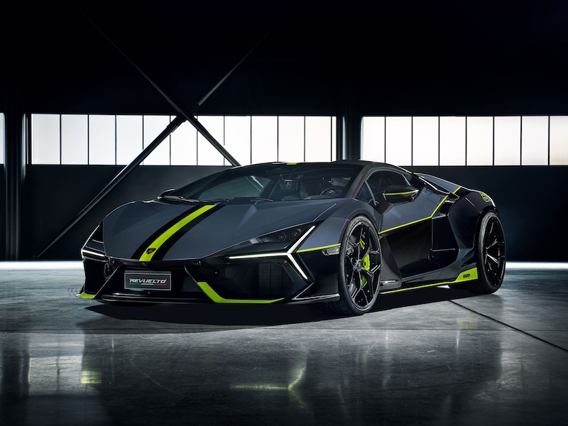 Lamborghini Revuelto