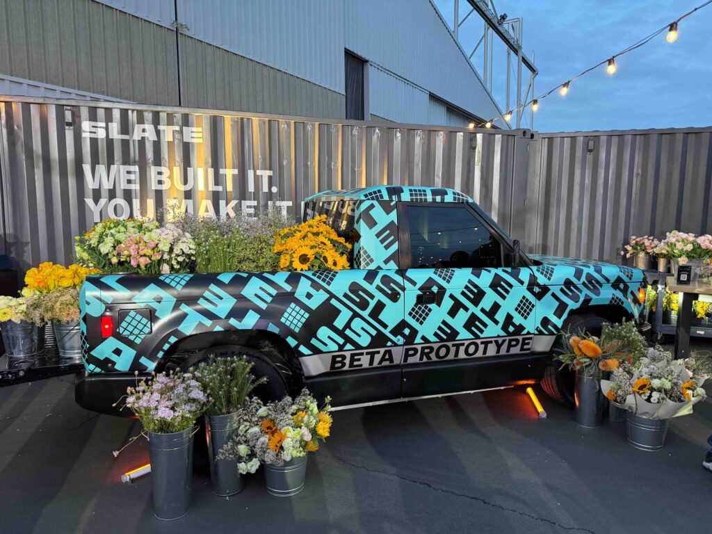 Lateral de un Slate Truck en su presentación