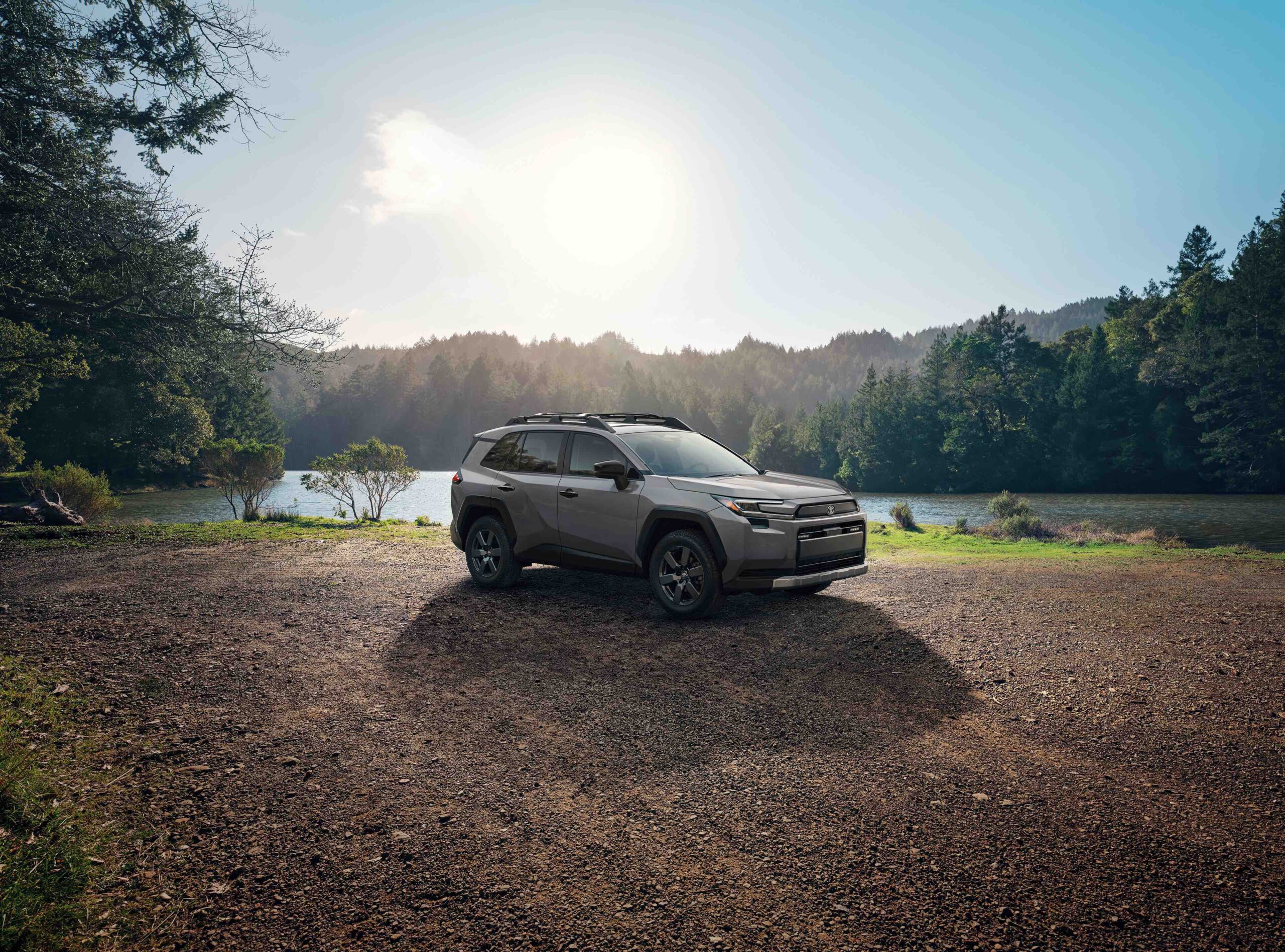 Lateral Toyota RAV4 2026