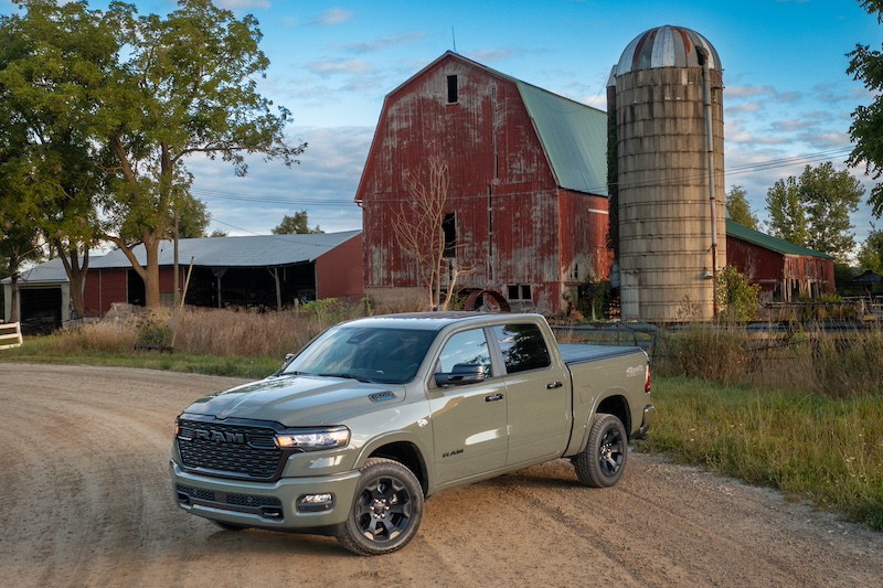 Ram 1500 Big Horn HEMI V8 5.7 eTorque