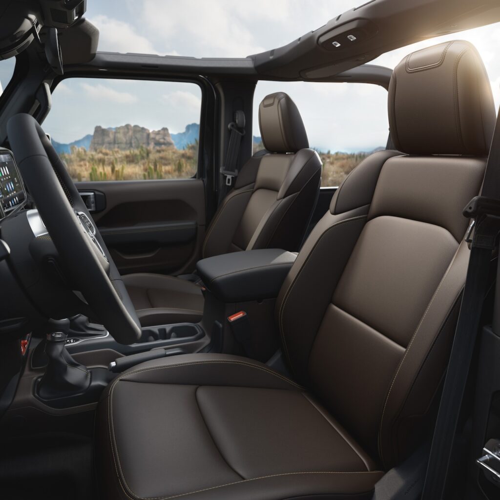 Jeep Wrangler Laredo 2027